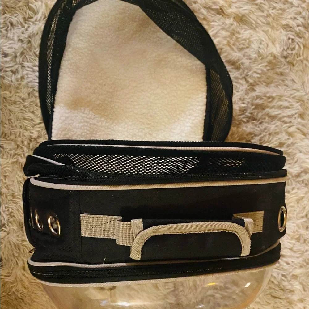 Whisker City Pet Carrier